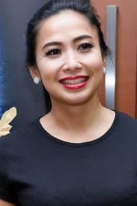 Feni Rose in Janda Kembang