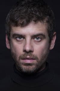 Raúl Amores in Dos para el camino
