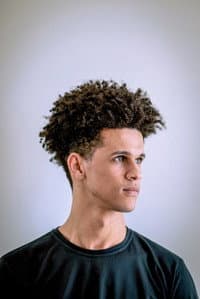 Douglas Oliveira in Noúres