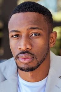 Lunga Shabalala in Love, Sex and 30 Candles