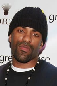 DJ Clue in Outlawz: Worldwide