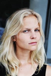 Sinja Dieks in De Zes Zwanen