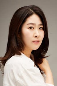 Kim Ji-young in 이공삼칠