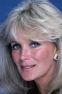 Linda Evans in Female Artillery