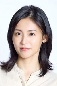 Yuika Motokariya in RAILWAYS 49歳で電車の運転士になった男の物語