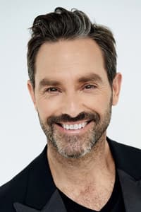 Guillaume Lemay-Thivierge in Ladies night "la thérapie" en coulisse