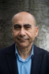 Derviş Zaim in Tabutta Rövaşata