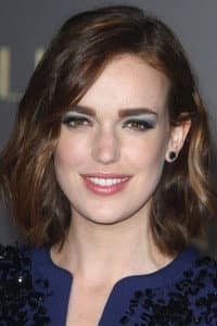 Elizabeth Henstridge in The Thompsons