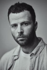 Adrian Grösser in Merlí