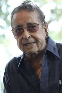 Miguel Ángel Álvarez in Un amante anda suelto