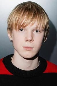 Yaroslav Mogilnikov in Красный шёлк