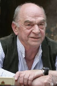 Gyula Bodrogi in Tanulmány a nőkről