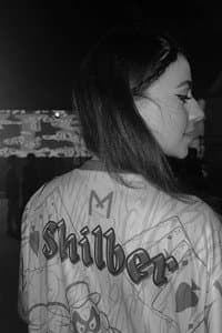 Analu Shilber in Queda