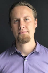 Ken May in Arachnado