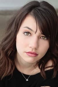 Savannah Paige Rae in Parenthood
