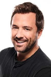 Darren McMullen in Christmas on the Farm