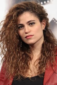 Veronica Gentili in Le ombre rosse