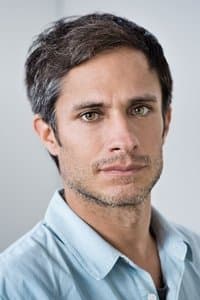 Gael García Bernal in El crimen del padre Amaro