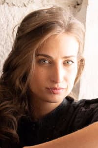 Rébecca Balestra in Martien