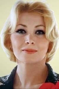 Betty Mars in Emilienne