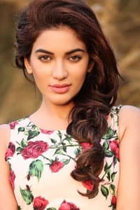 Drishtii Grewal in Muklawa