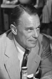 Karl Stepanek in Before Winter Comes