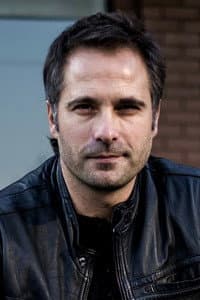 Paulo Brunetti in Whisky Romeo Zulú