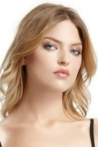 Martha Hunt in The Ben Cobb Show