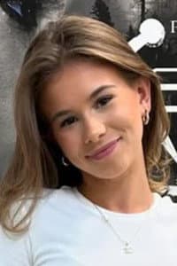 Emma Gunnarsen in Marcus & Martinus: Sammen om Drømmen