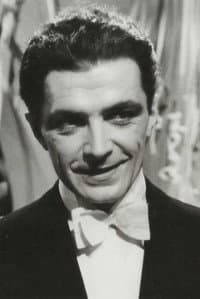 Roland Głowacki in Prawdziwy koniec wielkiej wojny