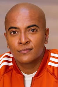 D'Lo in Lit