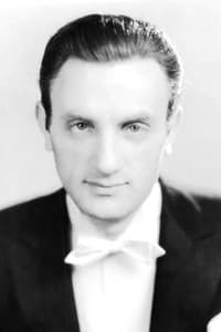 Arthur Tracy in Limelight