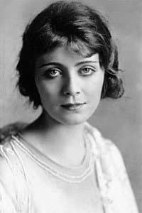 Jane Novak in The Tiger Man