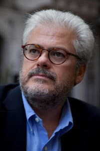 Roberto Andò in Di me cosa ne sai - Inchiesta su un grande mistero italiano
