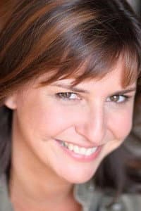 Véronique Desmadryl in Maman t'avait dit