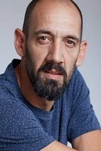 Csaba Ciugulitu in Kira Kiralina
