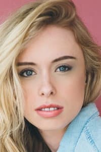 Justine Nelson in This Is Taylor