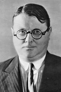 Jim Gérald in Le Rideau cramoisi