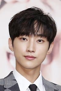 Jung Jin-young in Love in the Moonlight