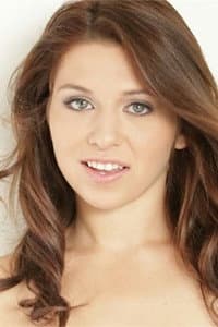 Ariana Grand in My Girlfriend's Mother 8