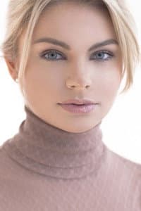 Marija Skangale in Es kļūstu tu