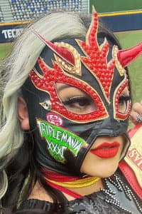 Lady Flammer in AAA Triplemania Regia III