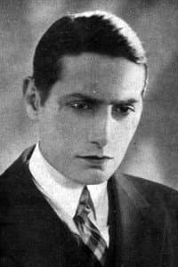 Maurice Lagrenée in La jolie Bretonne