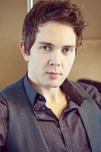 Matthew Stefanson in Wynter