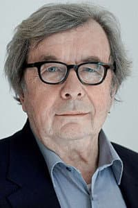 Hellmuth Karasek in Glückwunsch, Miss Sophie – 50 Jahre „Dinner for one“: Das Erfolgsgeheimnis des Kultsketches