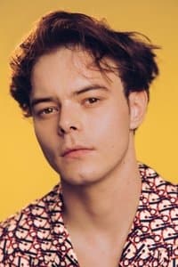 Charlie Heaton in No Future
