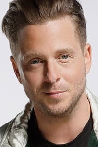 Ryan Tedder in Once in a Lifetime Sessions with OneRepublic