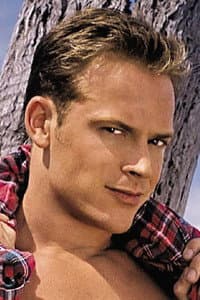 Matt Spencer in Playing Dirty