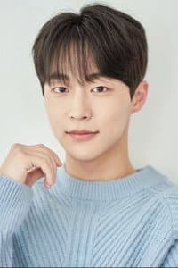 Bae In-hyuk in 간 떨어지는 동거