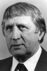 Vladimir Shcheglov in Несмотря на преклонный возраст